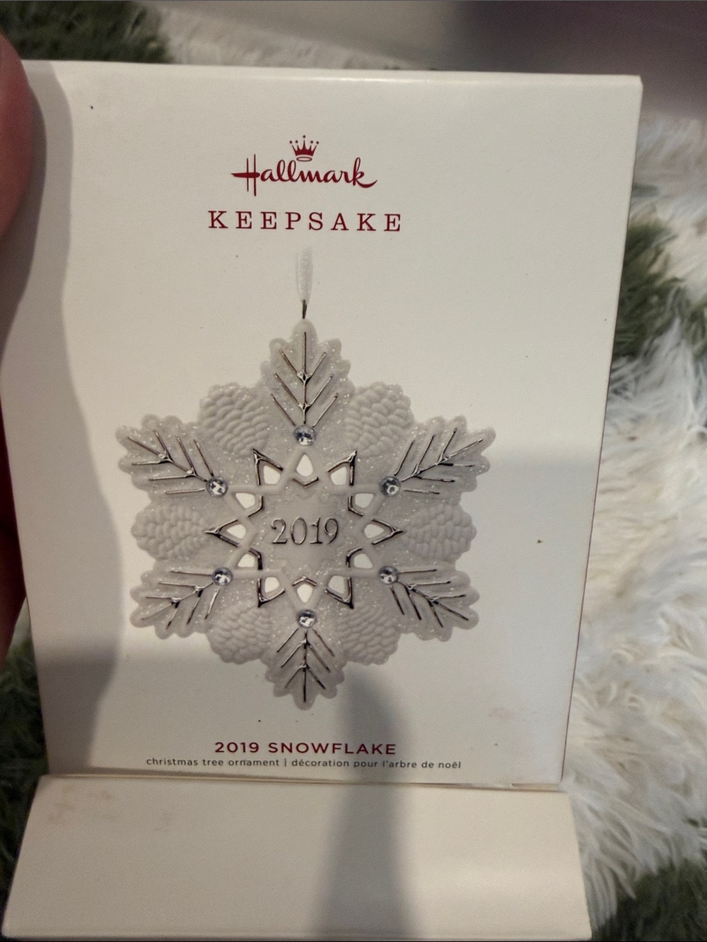 Hallmark Keepsake Silver Snowflake & Wreath Ornament Set - Red and White Boxes - Picture 10 of 11
